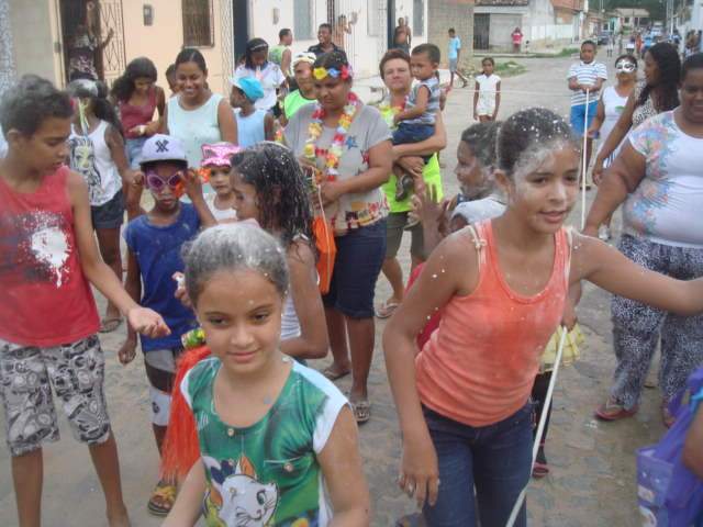 FOTO CARNAVAL CAMPEOES DO APRENDER